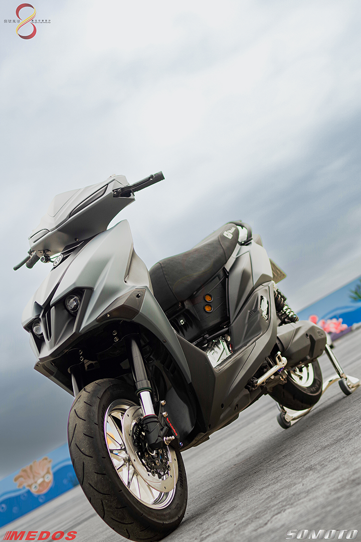 SYM JETSL 廣達車業改裝 - 前車風景照