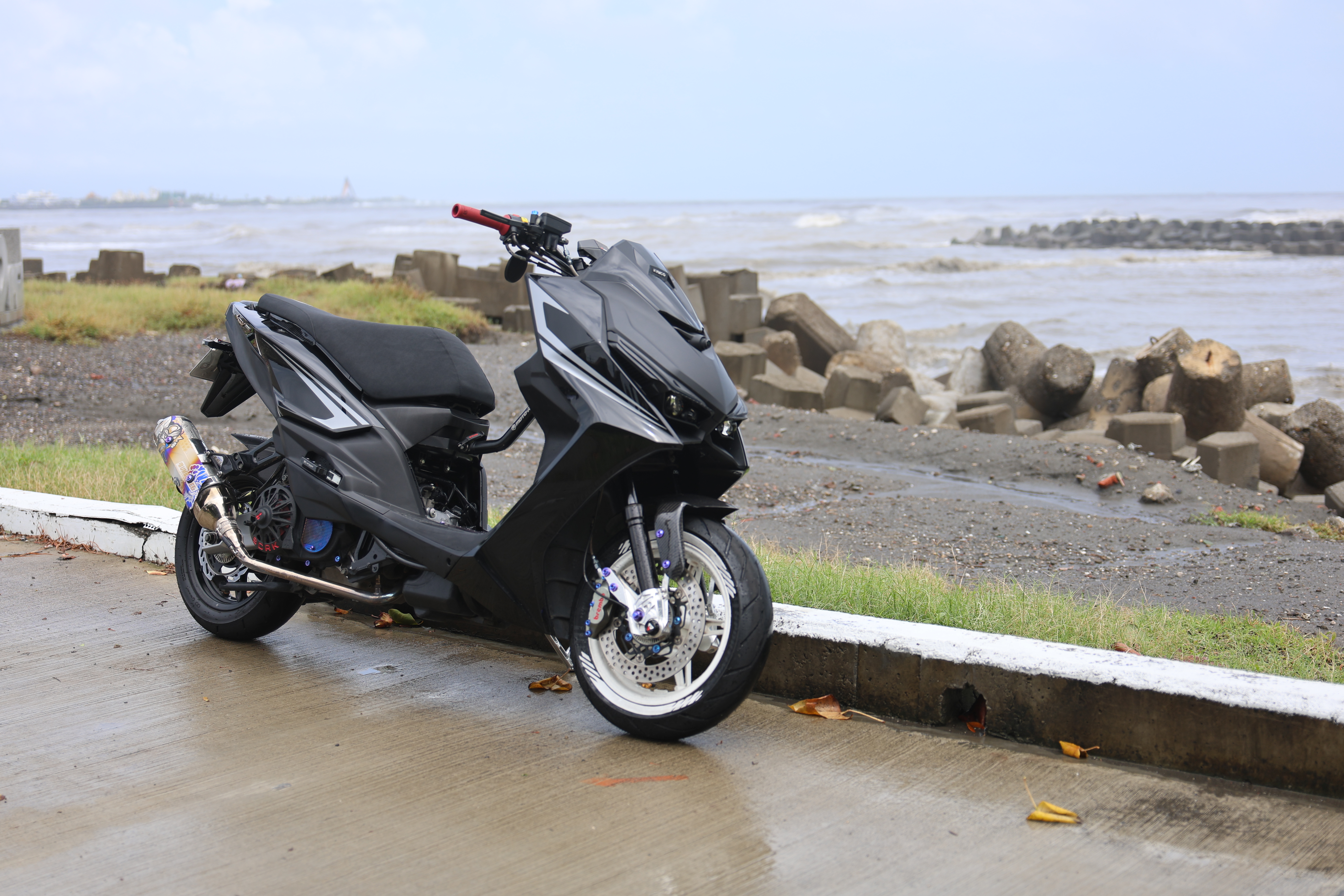 小勇 KRV 180 全車
