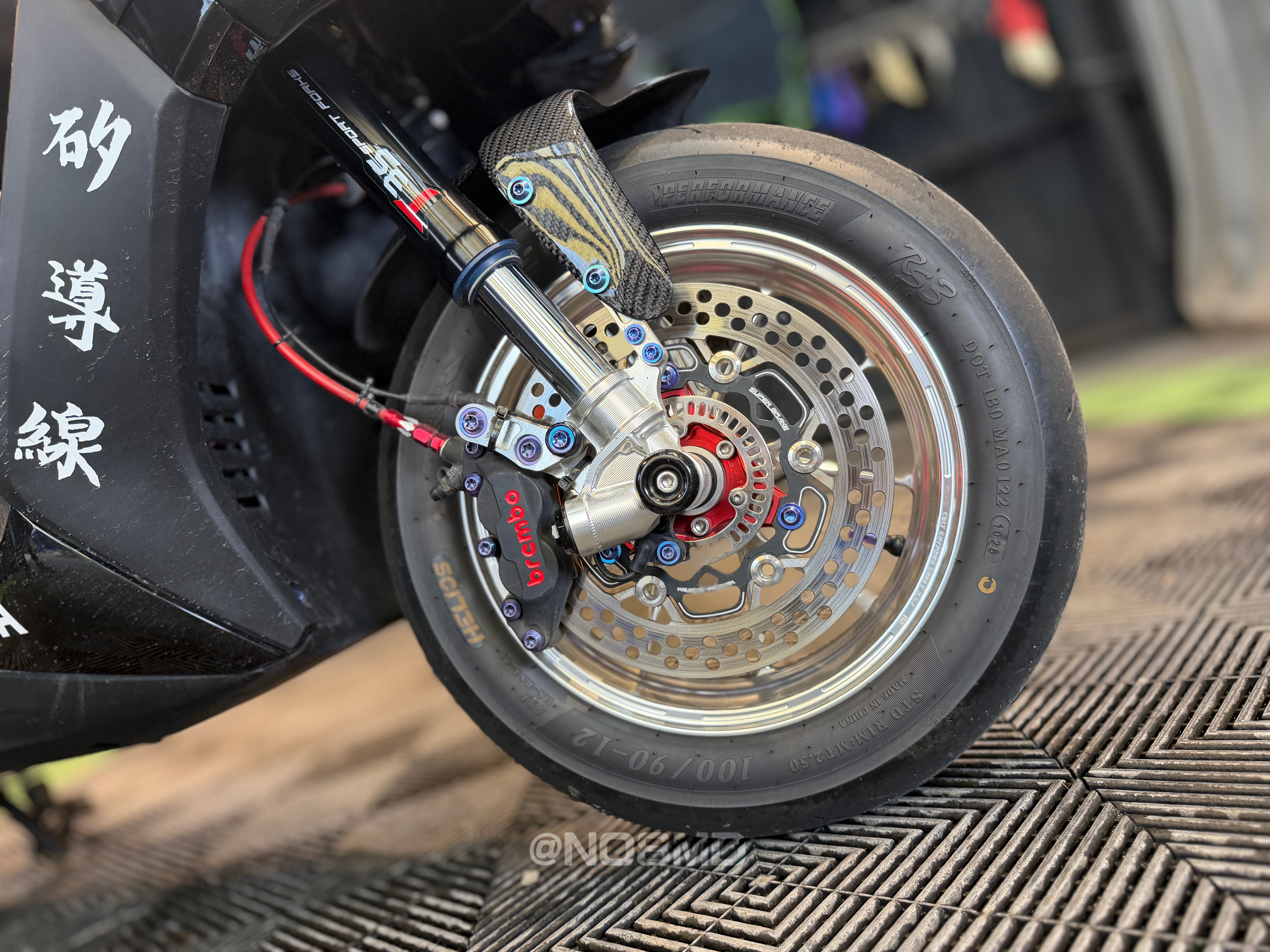 aRacer 外掛電腦