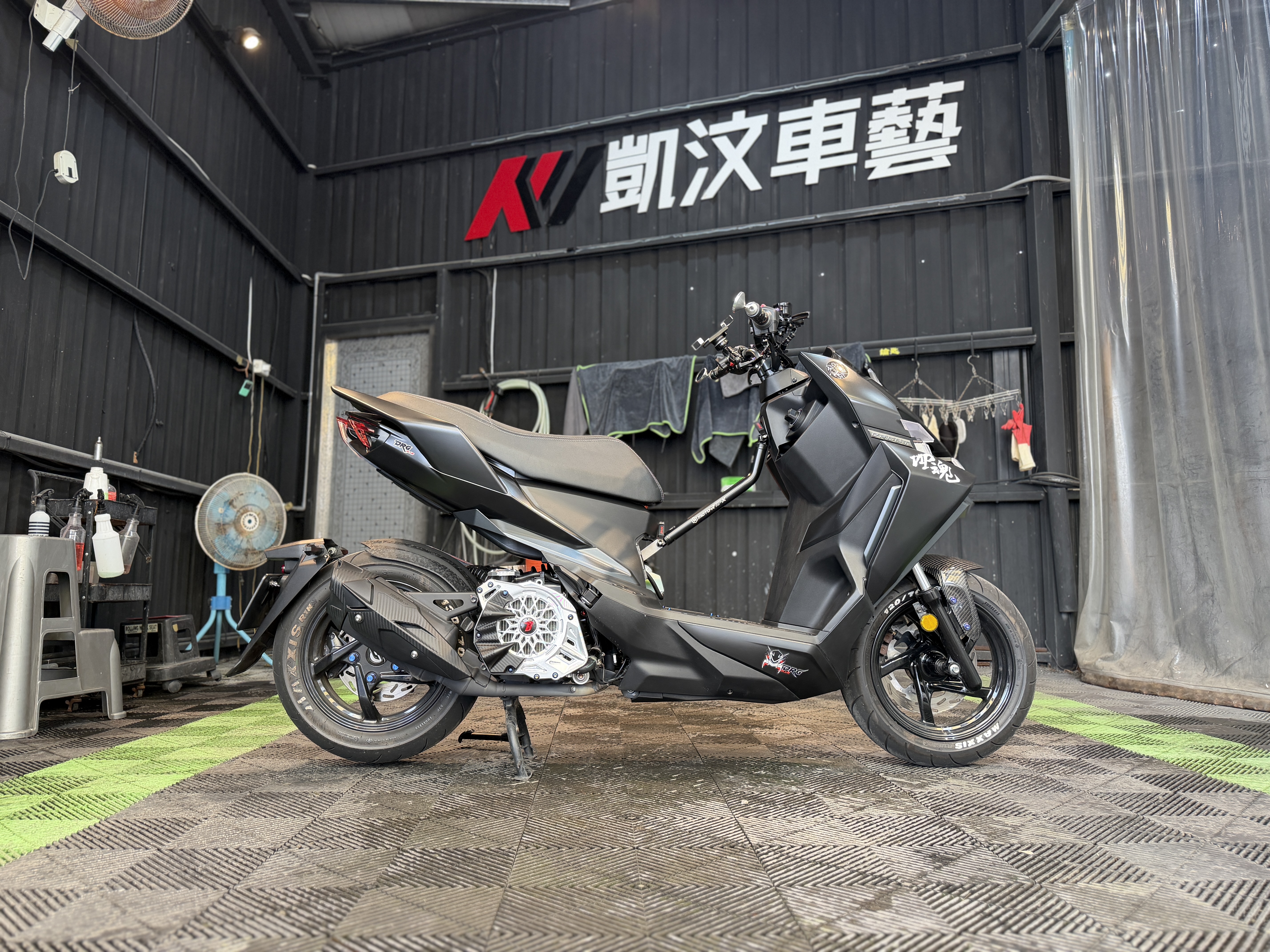 DRG 2.5 暗影龍 全車姿態