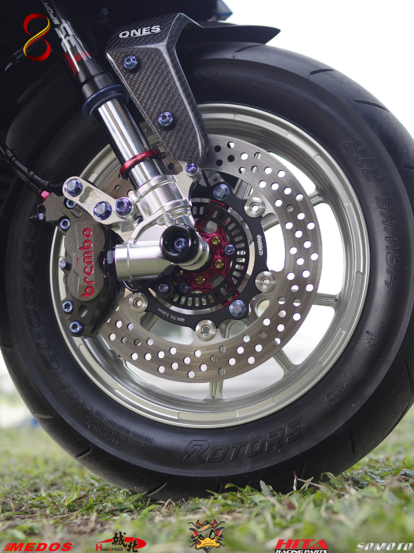 Brembo CNC 對四卡鉗