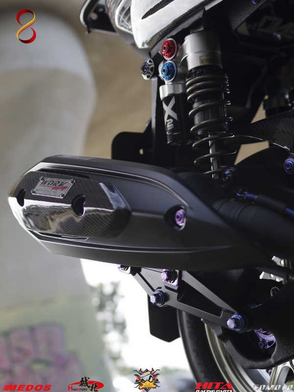 亞杰白鐵排氣管