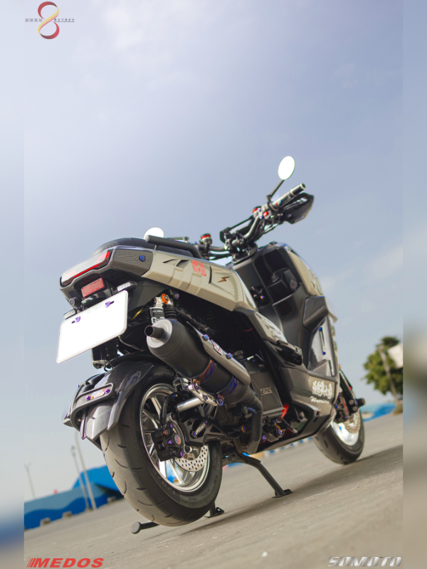 BWS 125 改裝車尾視角