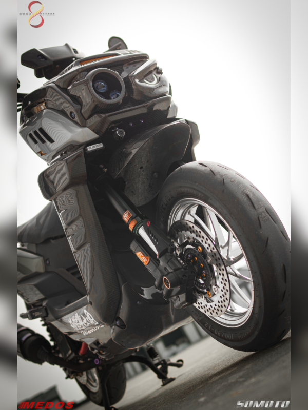 BWS 125 改裝車身側面