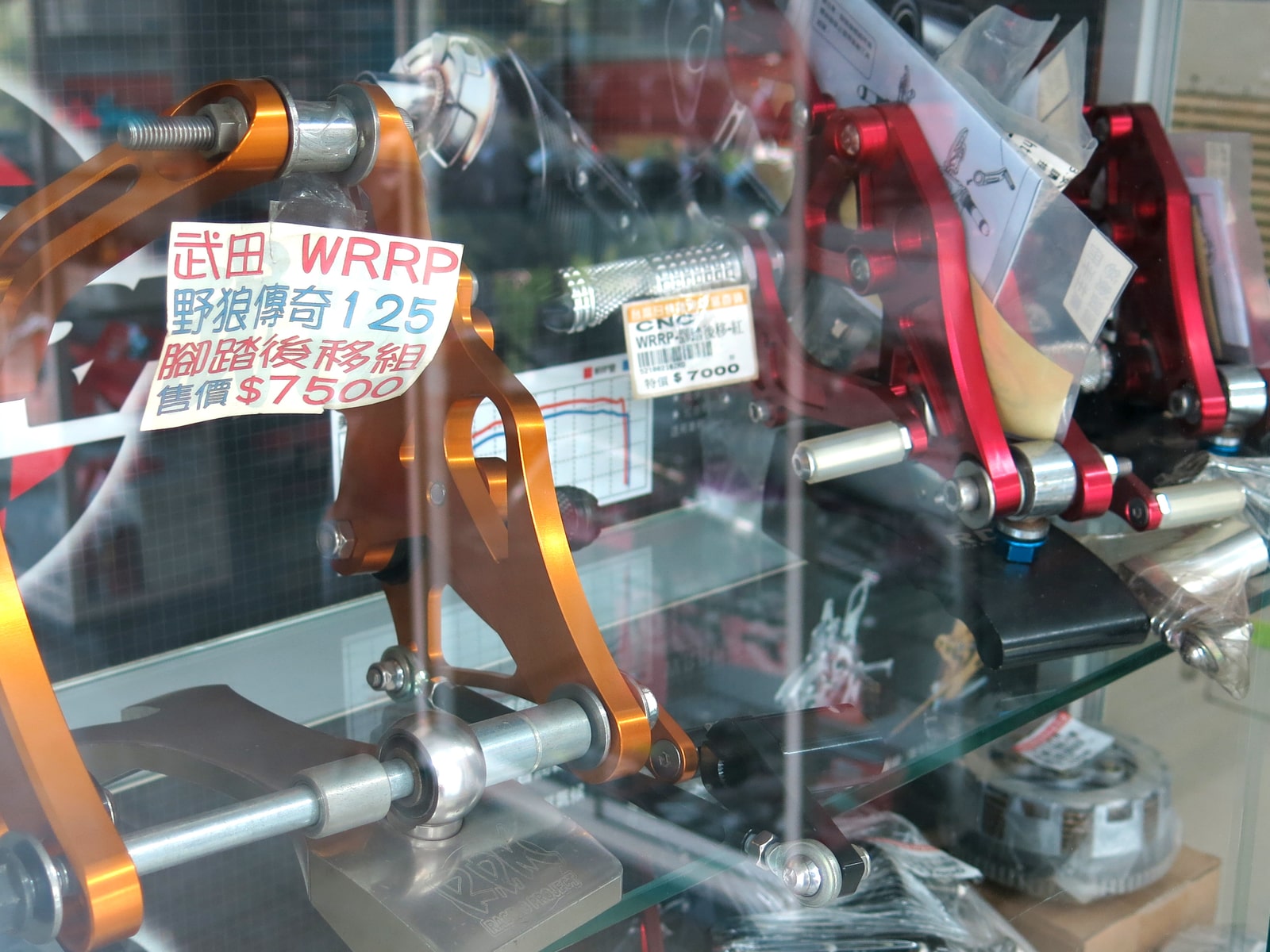 煞車配件展示櫃